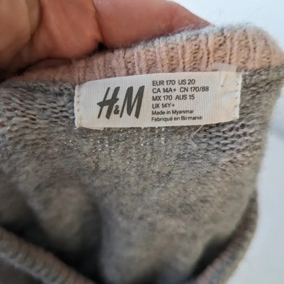 H & M Wool Kids Sweater / Double Size - Picture 2 of 5